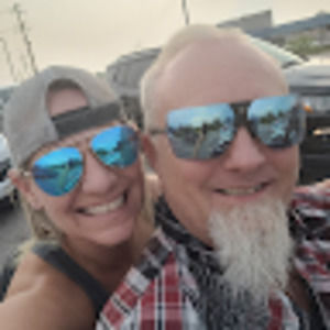 Meet your Posher, Stefanie